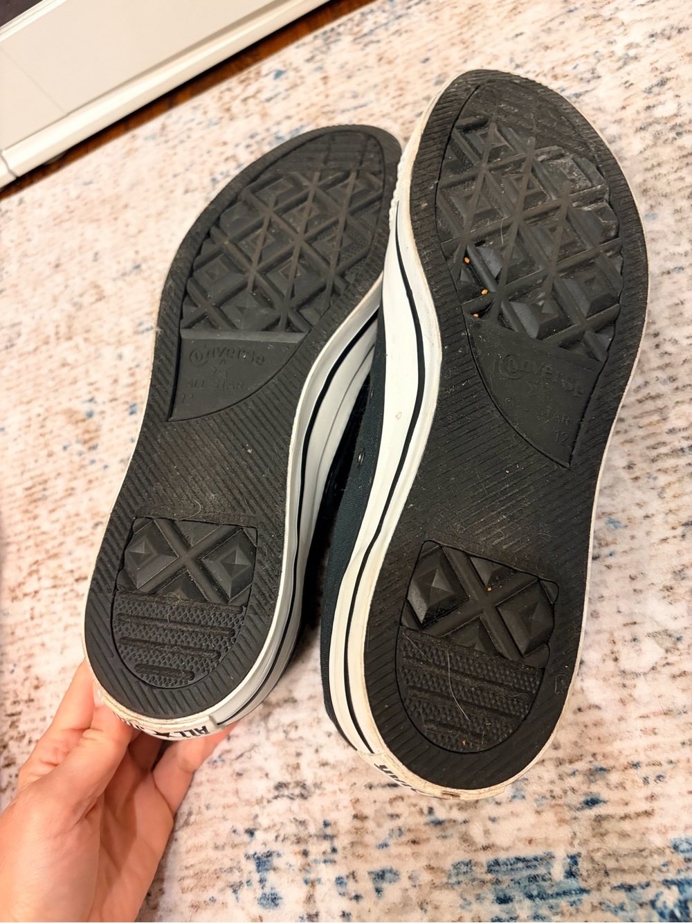 Classic Low-Top Canvas Sneakers in Two Tone Green with Black Laces - Picture 2 of 3